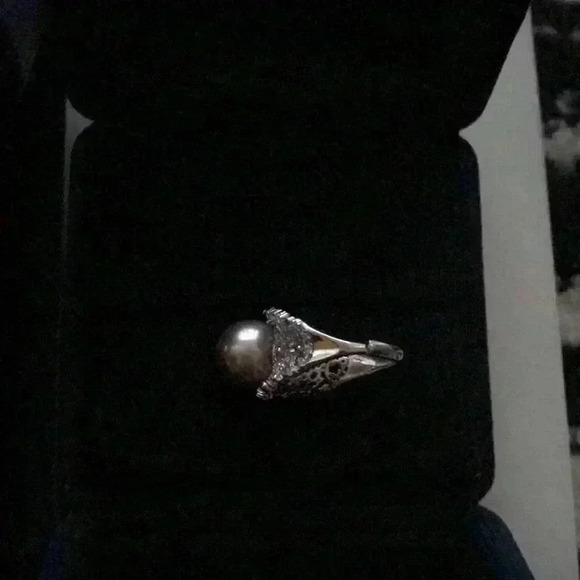 Custom Made Genuine Pearl Jewelry Set - Picture 11 of 17